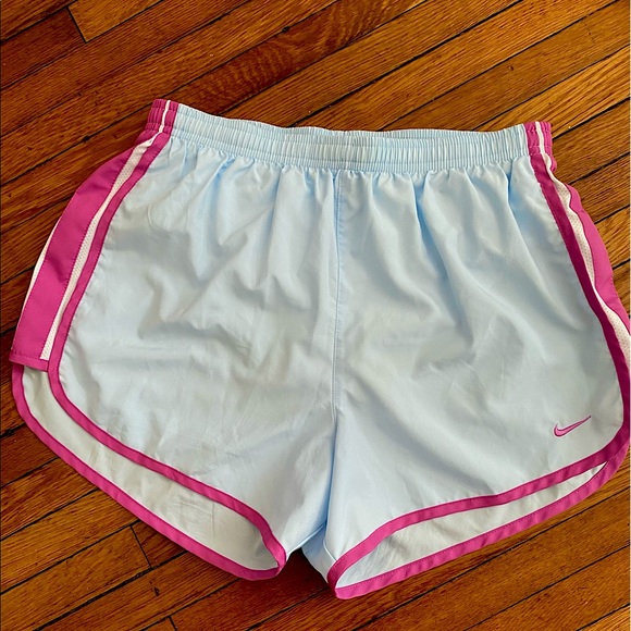Nike S shorts